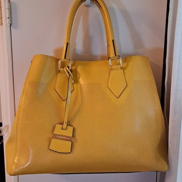 A.BELLUCCI ITALY Genuine Leather Soft Yellow Satchel/Crossbody EUC - Picture 1 of 12